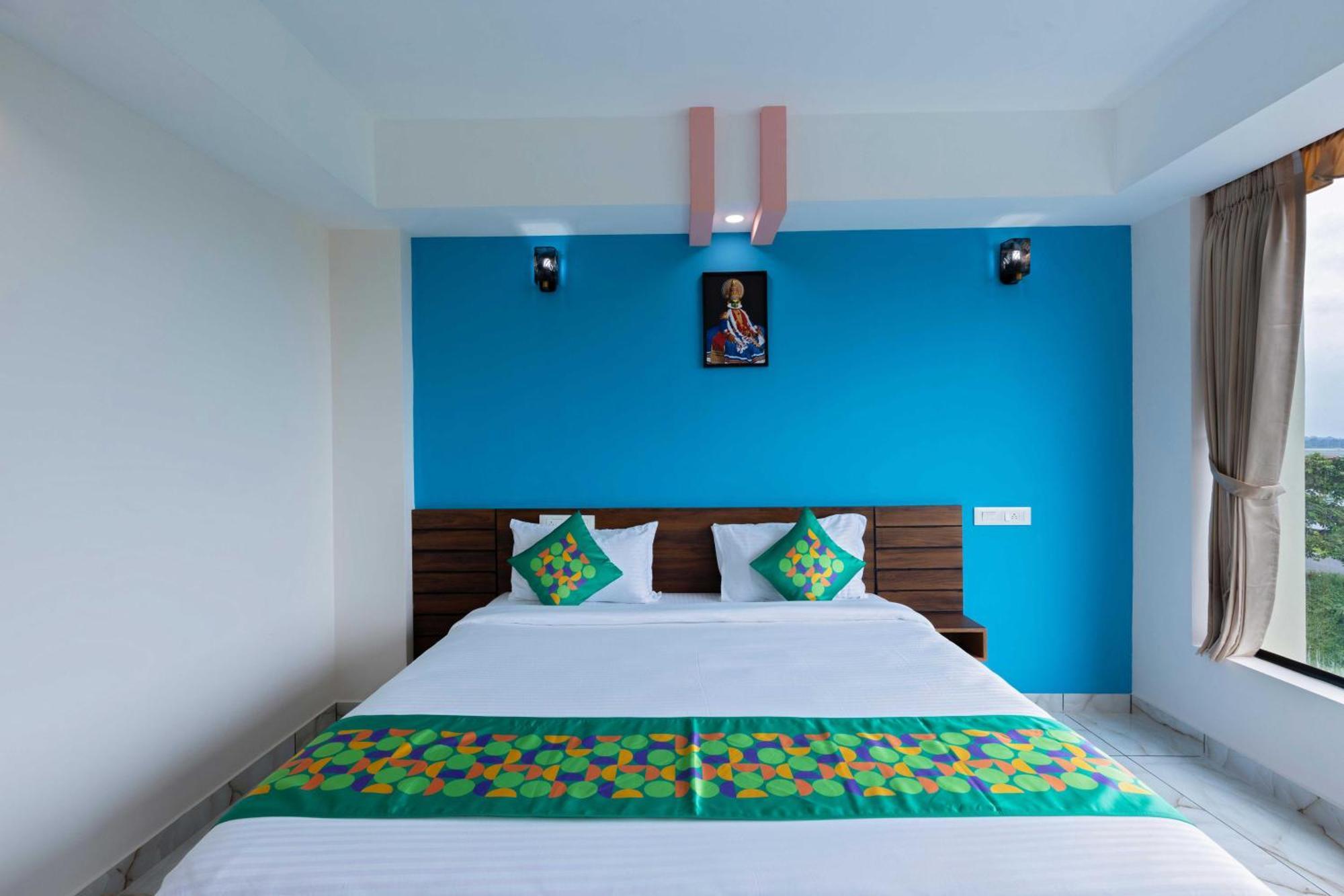 Treebo Airsuite Airport Hotel