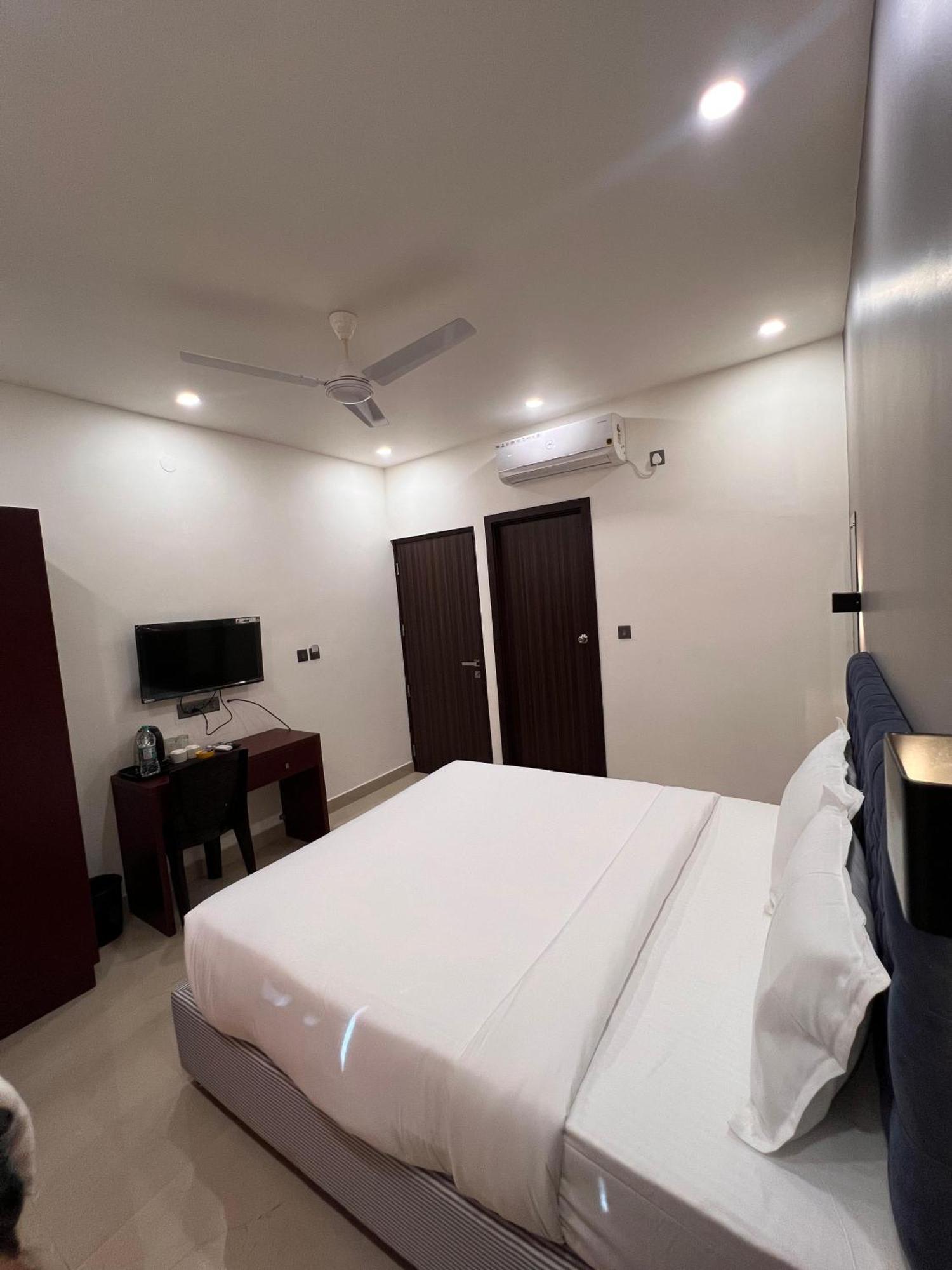 The Lotaz 3* Kochi