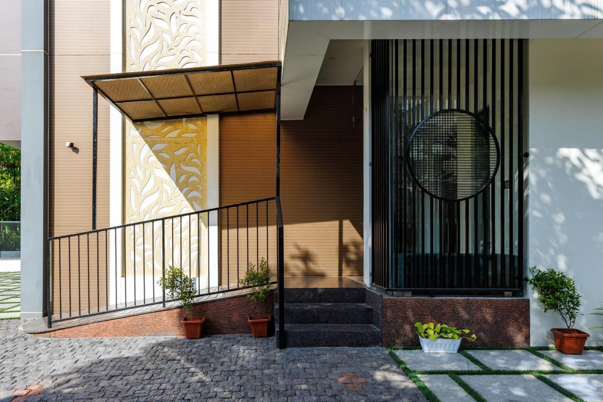The Lotaz Kochi
