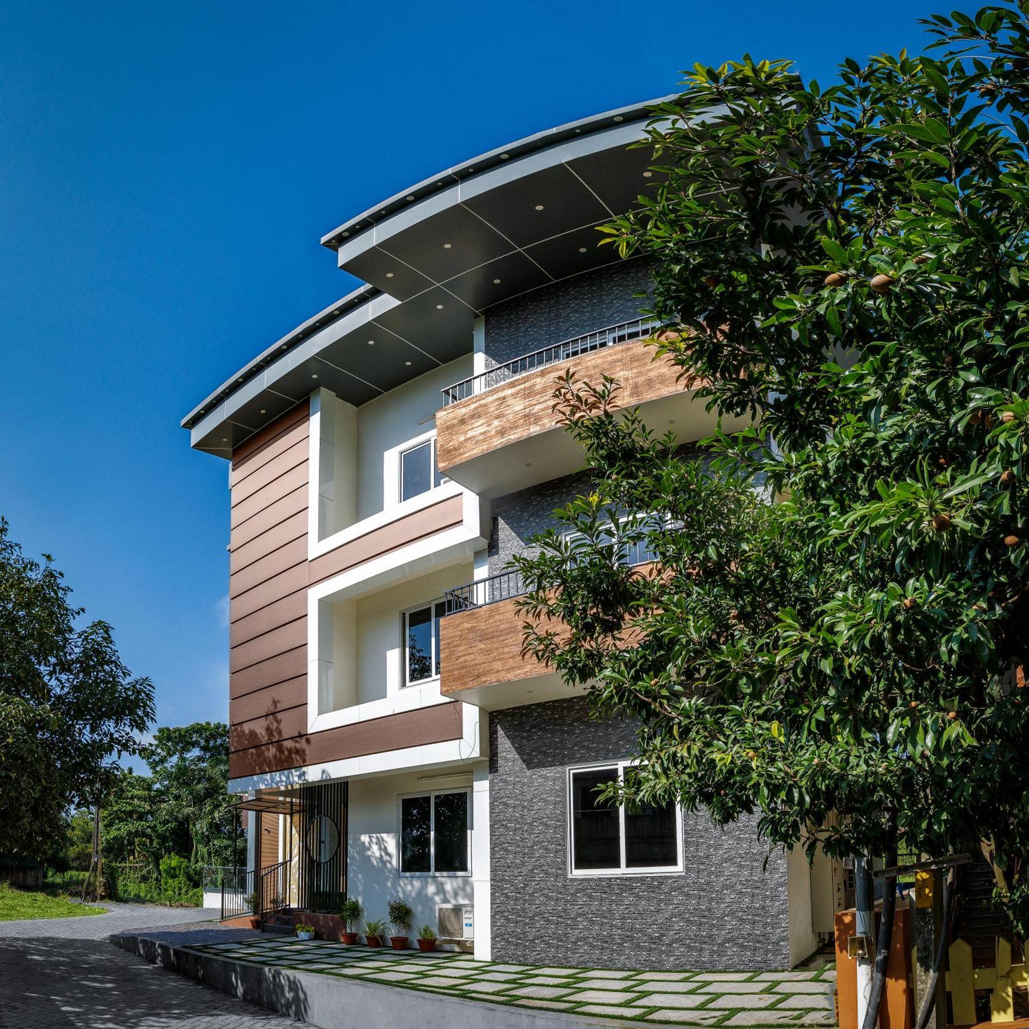 The Lotaz 3* Kochi