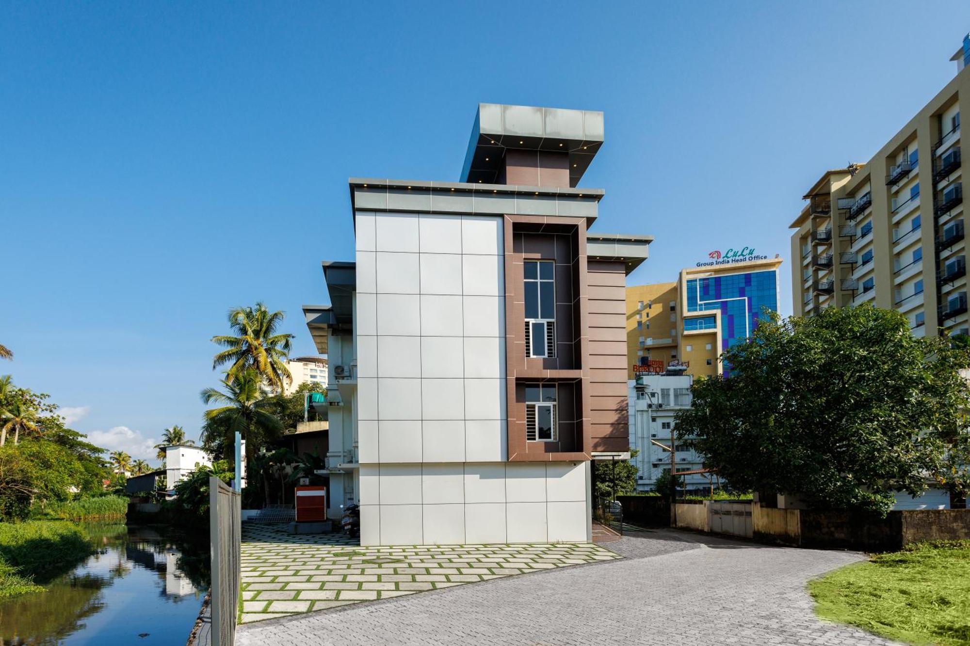 Hotel The Lotaz