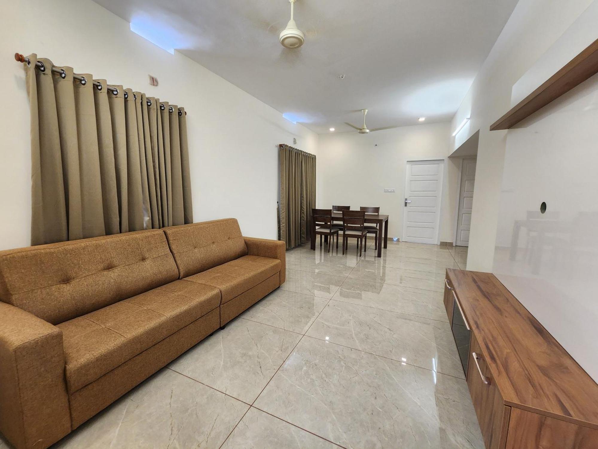 Reymah Homes Family Bookings Only *