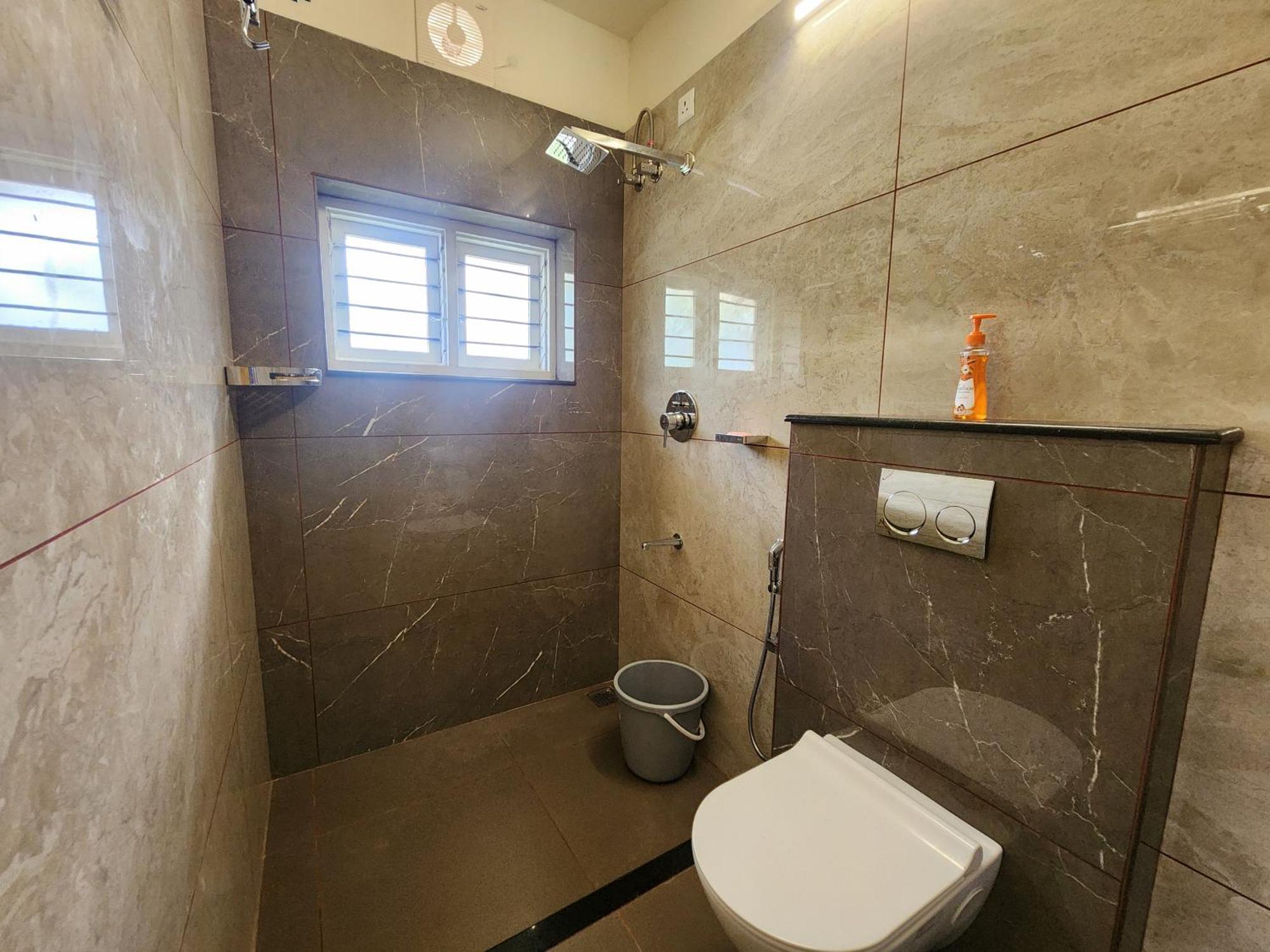 Apartment Reymah Homes Family Bookings Only *