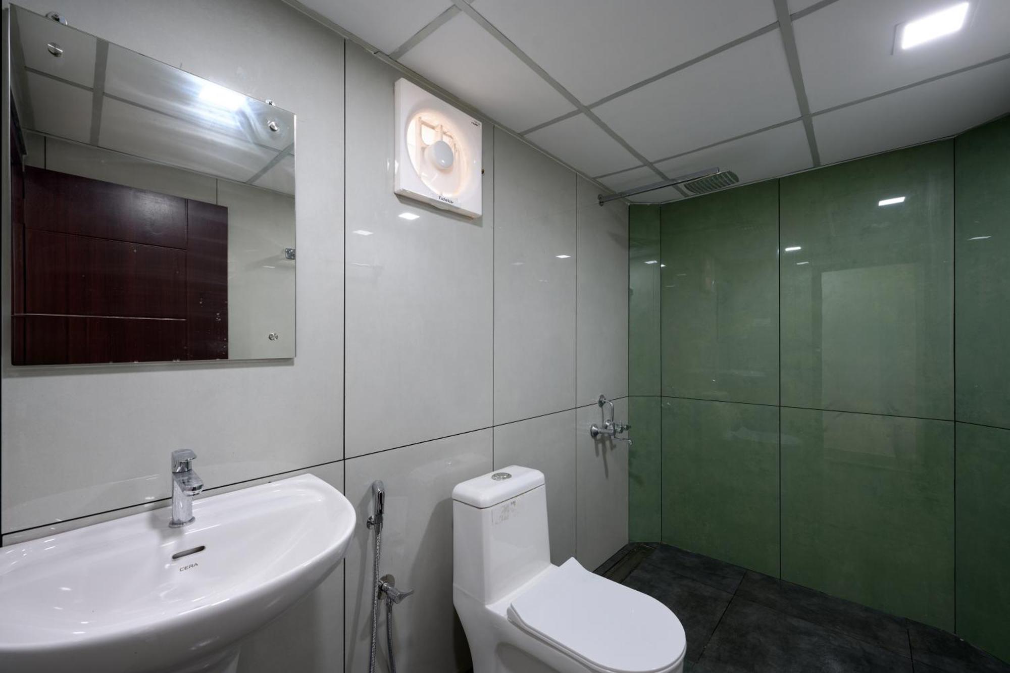 Hotel Reach 2*