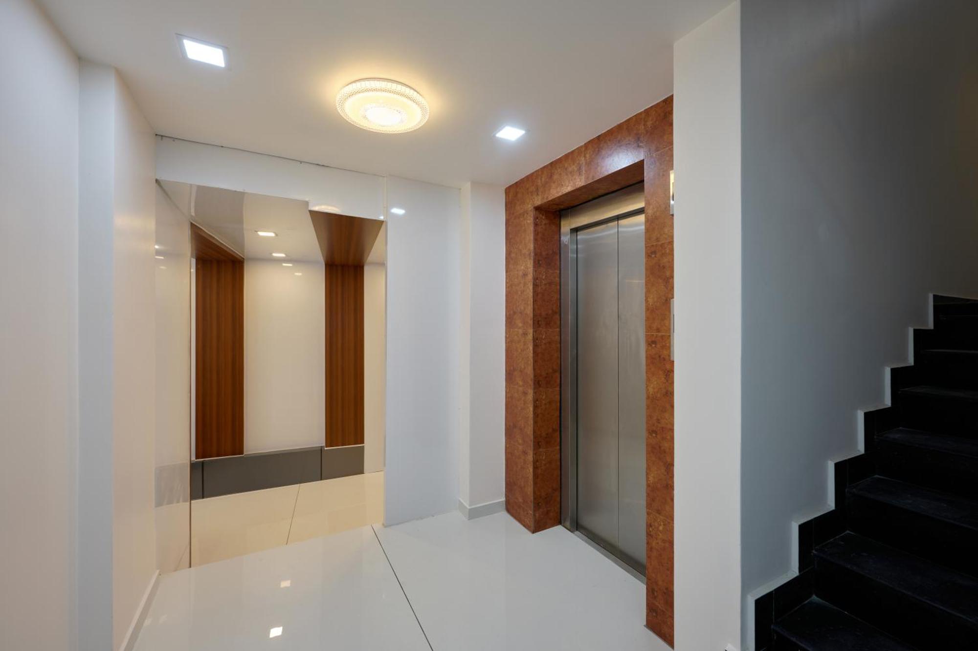 Hotel Reach 2*