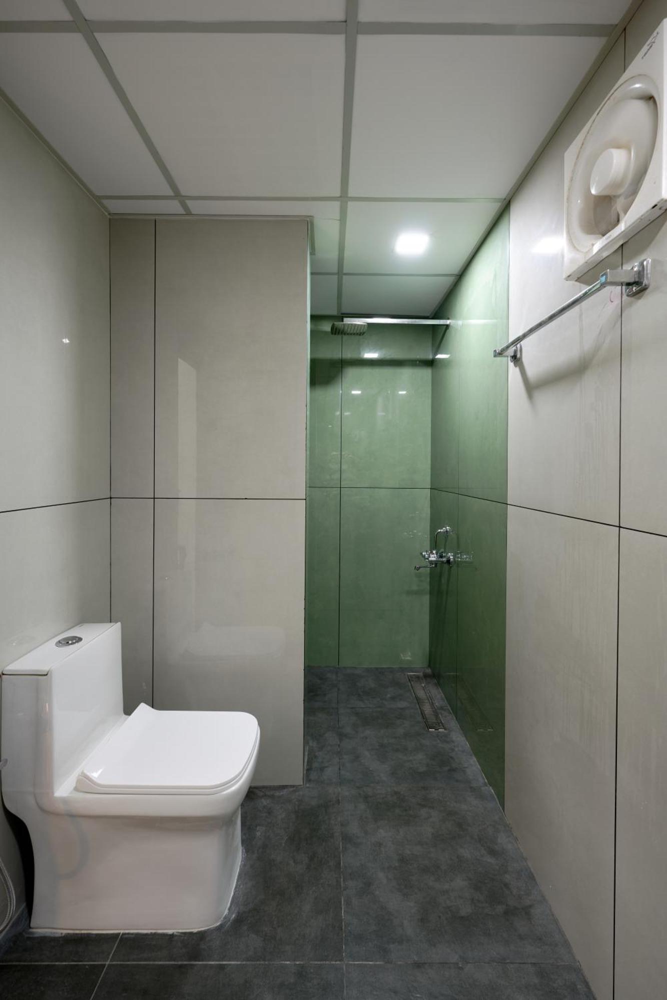Reach Hotel