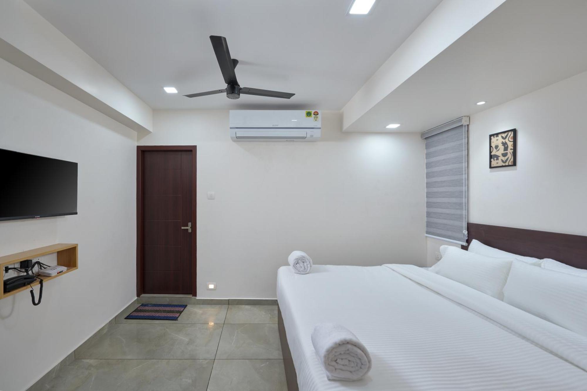 Reach Hotel