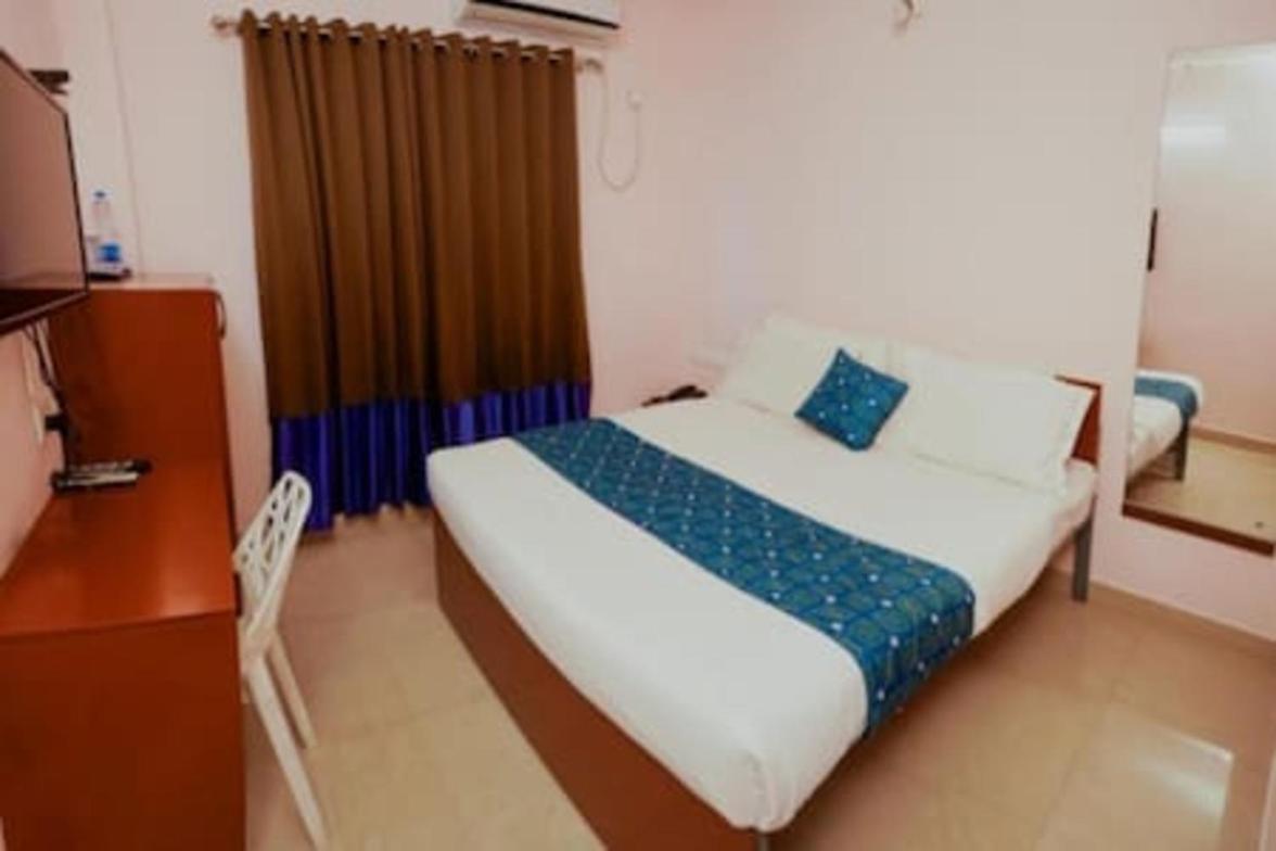 Sulthan Deluxe Gv07307 Hotel Kochi