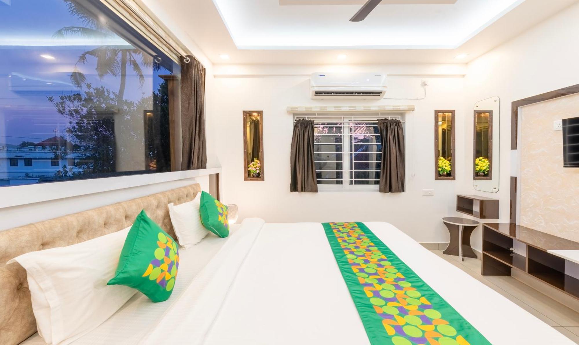 Treebo Premium Cochin Airport, 5 Min From Cochin Airport Hotel