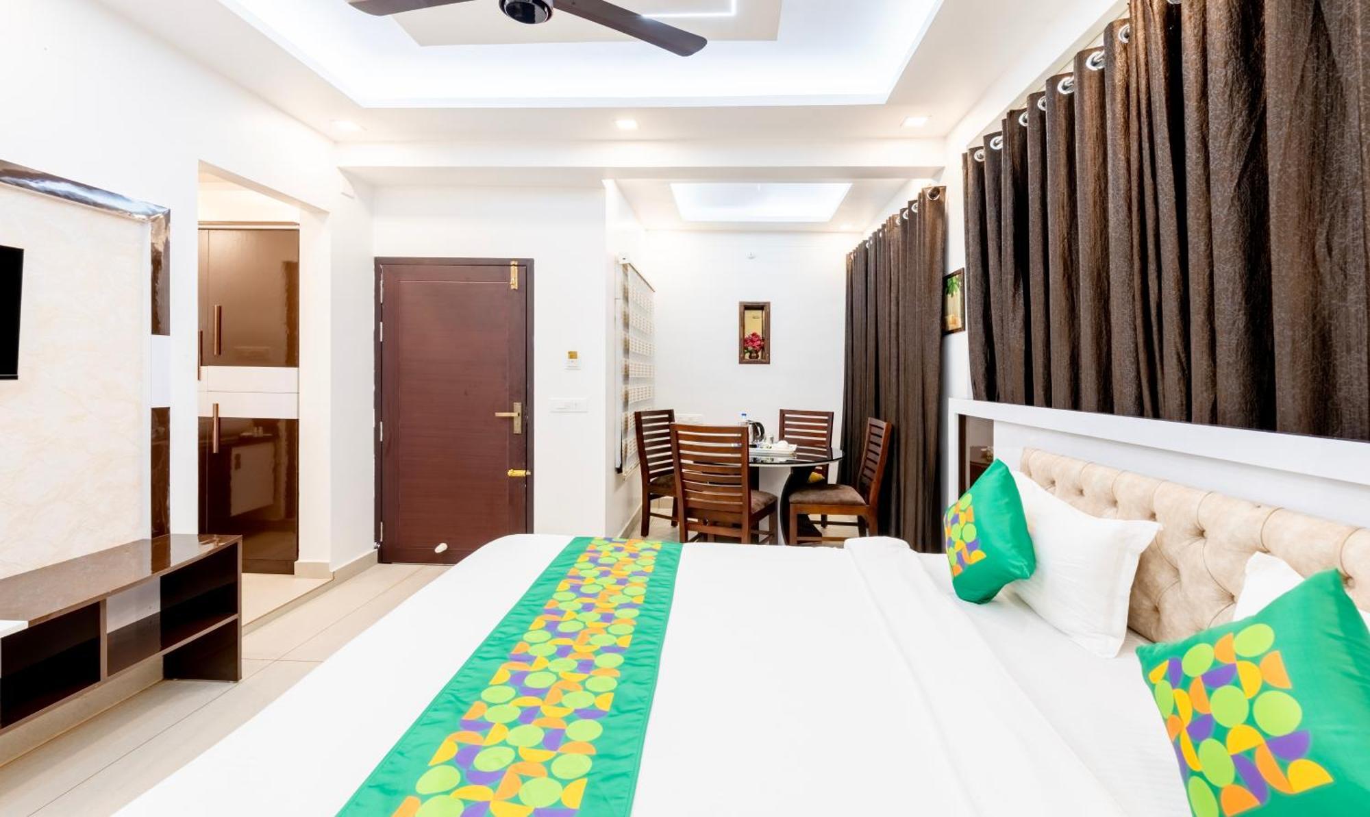 Treebo Premium Cochin Airport, 5 Min From Cochin Airport Hotel 3*