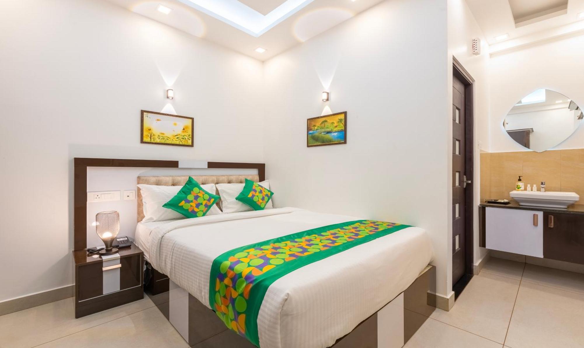 Hotel Treebo Premium Cochin Airport, 5 Min From Cochin Airport 3*