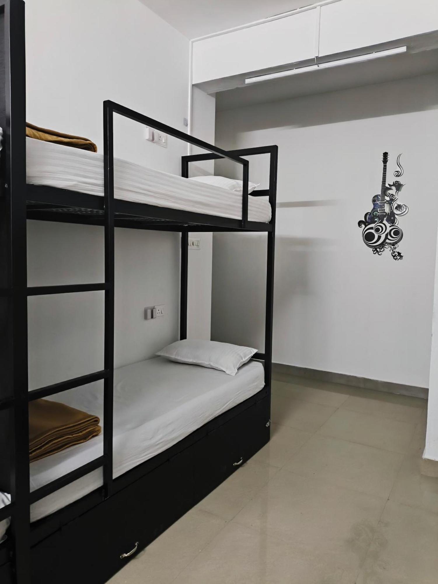 Hostel Stayzo Kochi