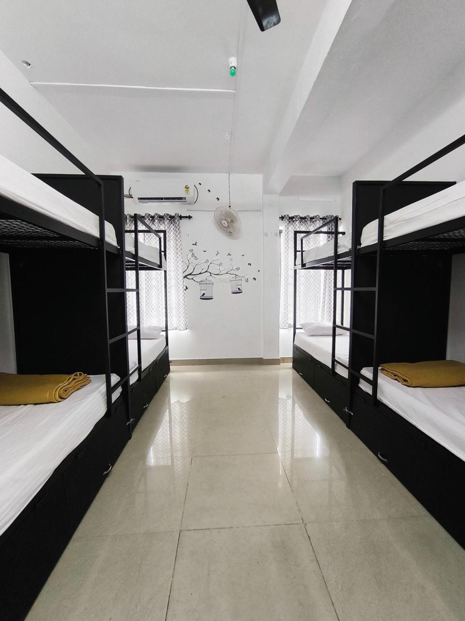 Stayzo Hostel