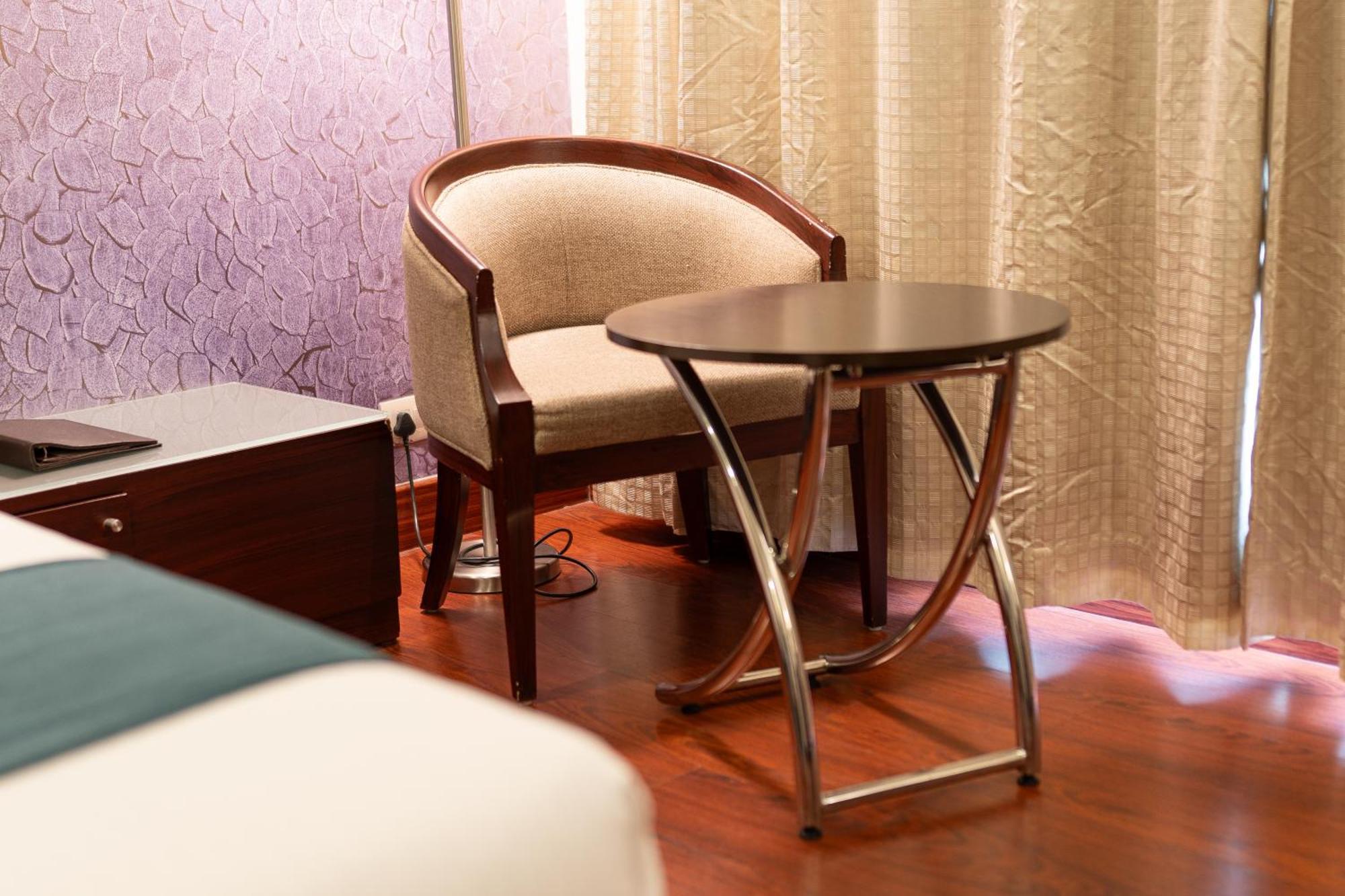 Olive Downtown 5*