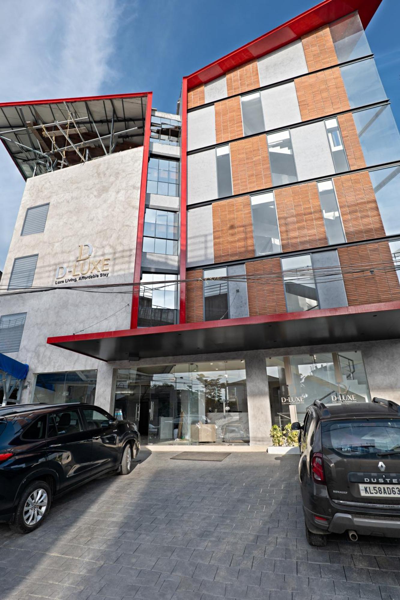 D-luxe Kochi
