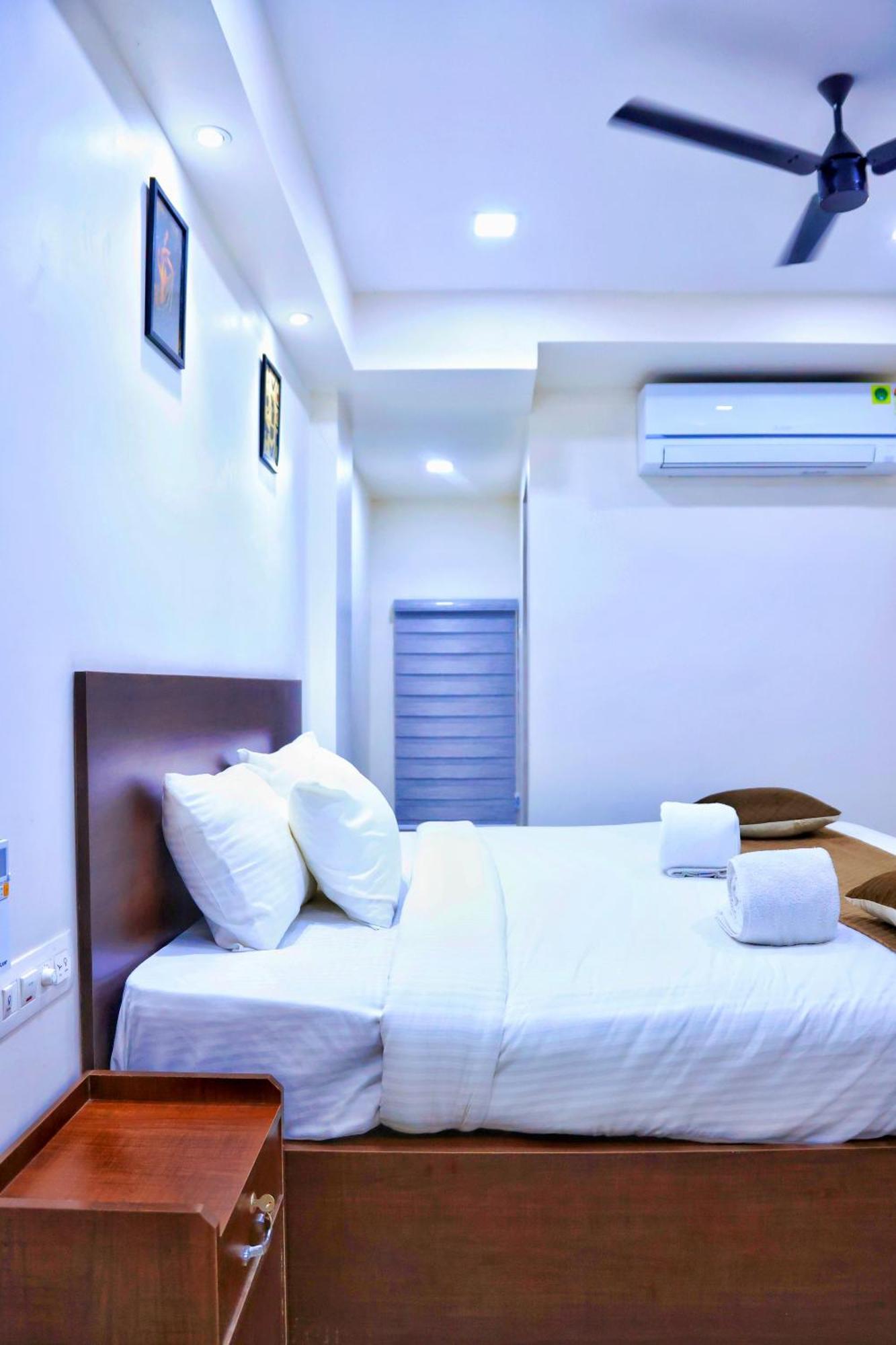 Reach Hotel