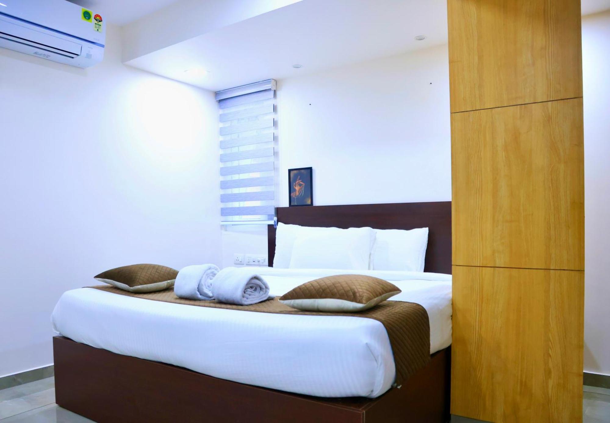 Reach Hotel 2*