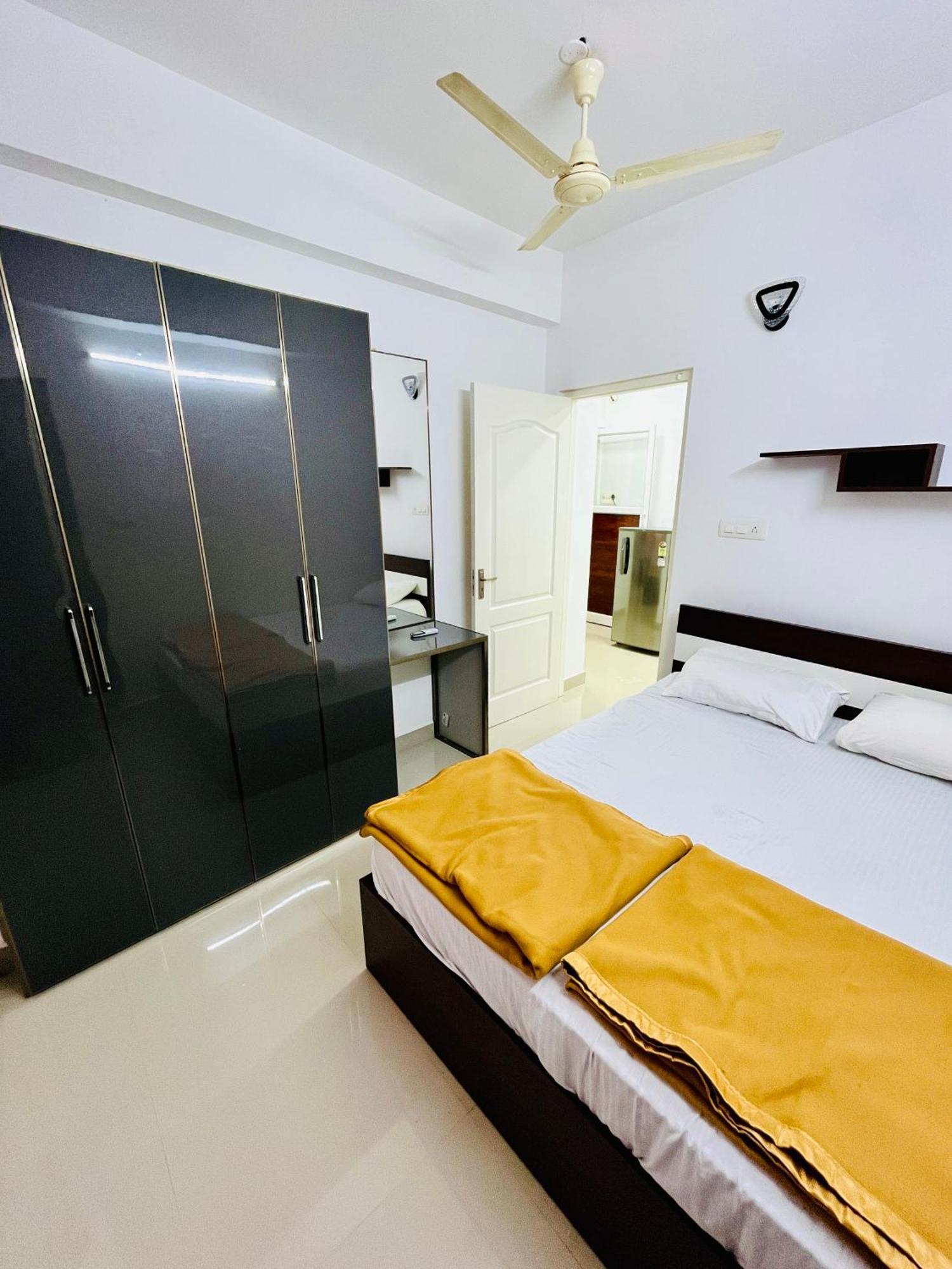 Apartment Ample Homes 2 Bhk - Near To Aims