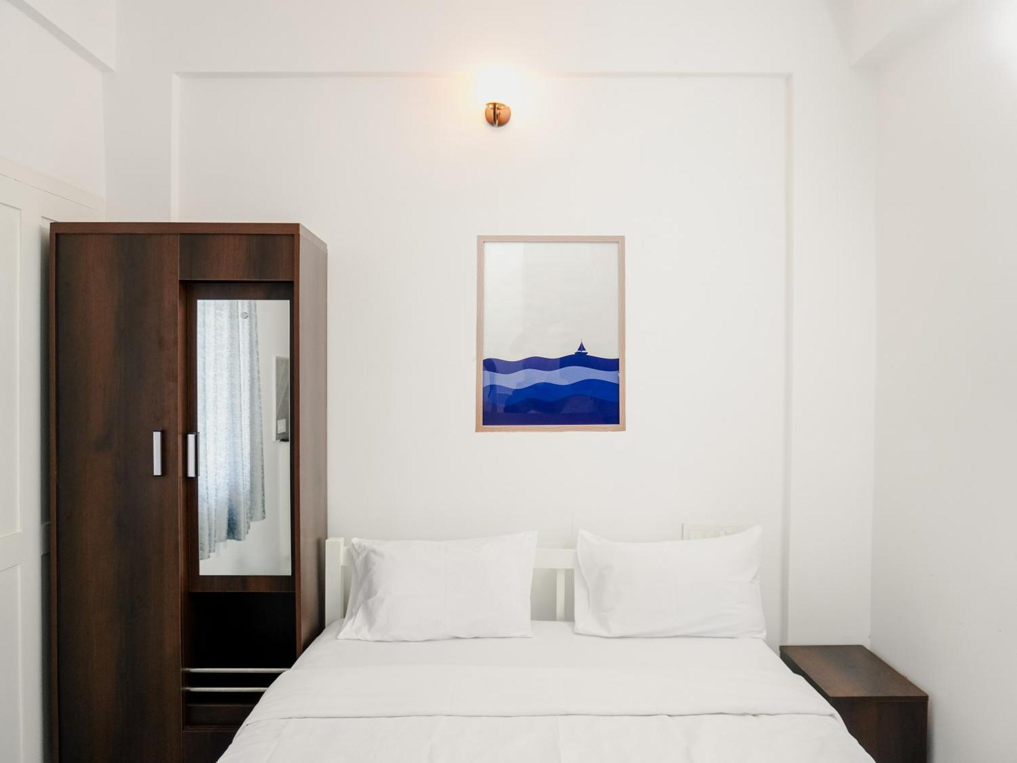 Wave Hotel