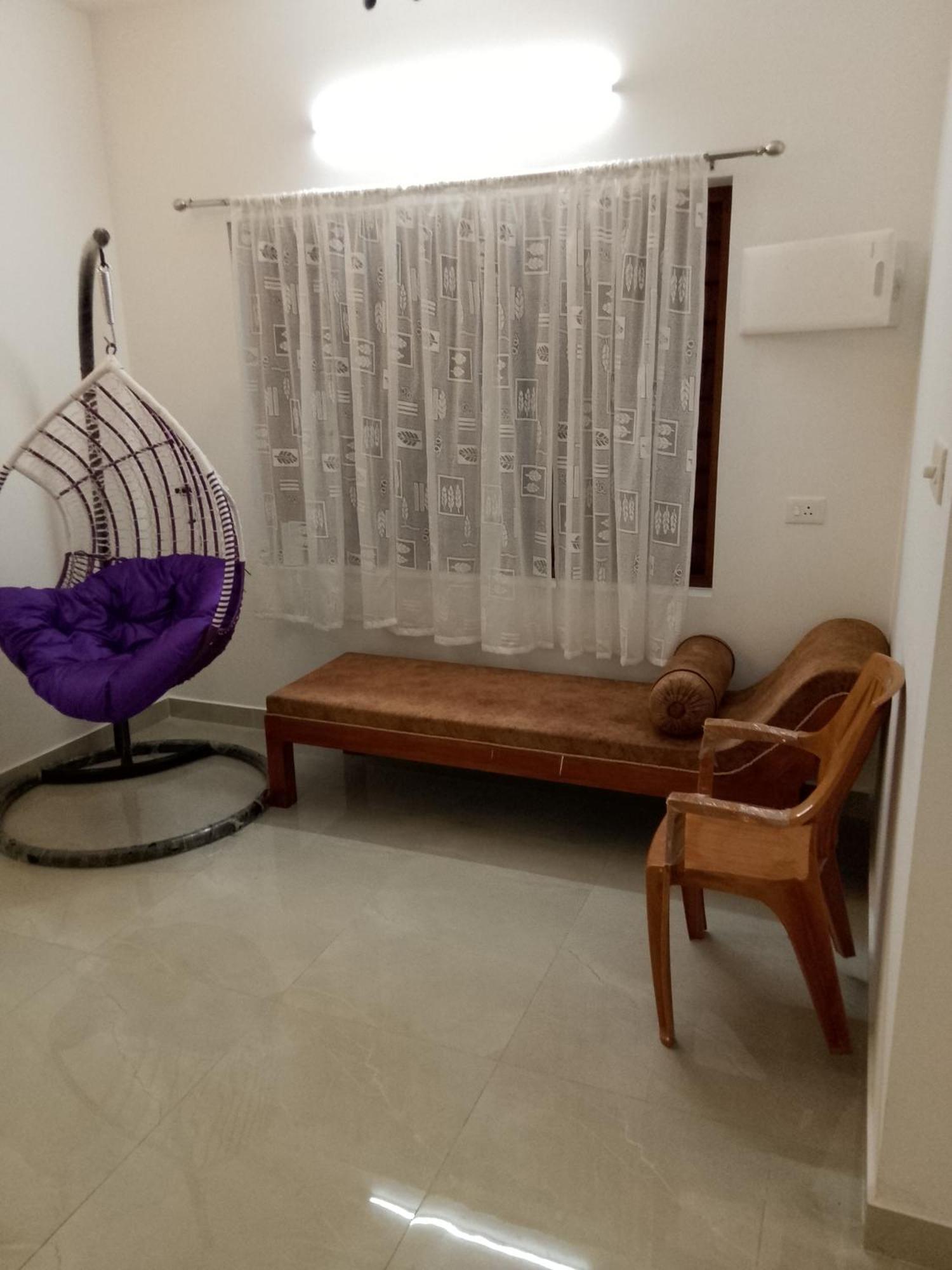 Hill Crown Emerald Kochi