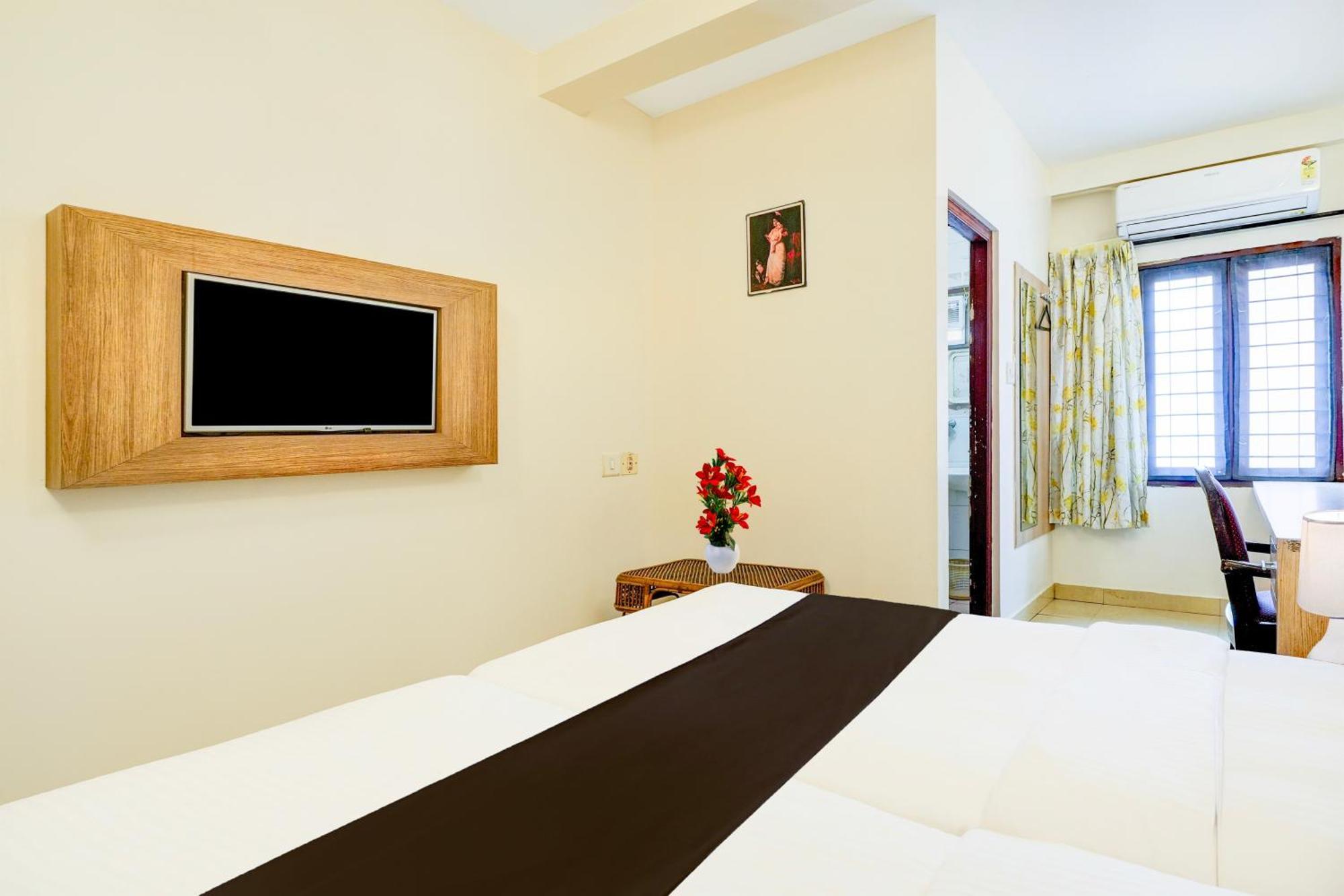 Collection O Mg Road Hotel