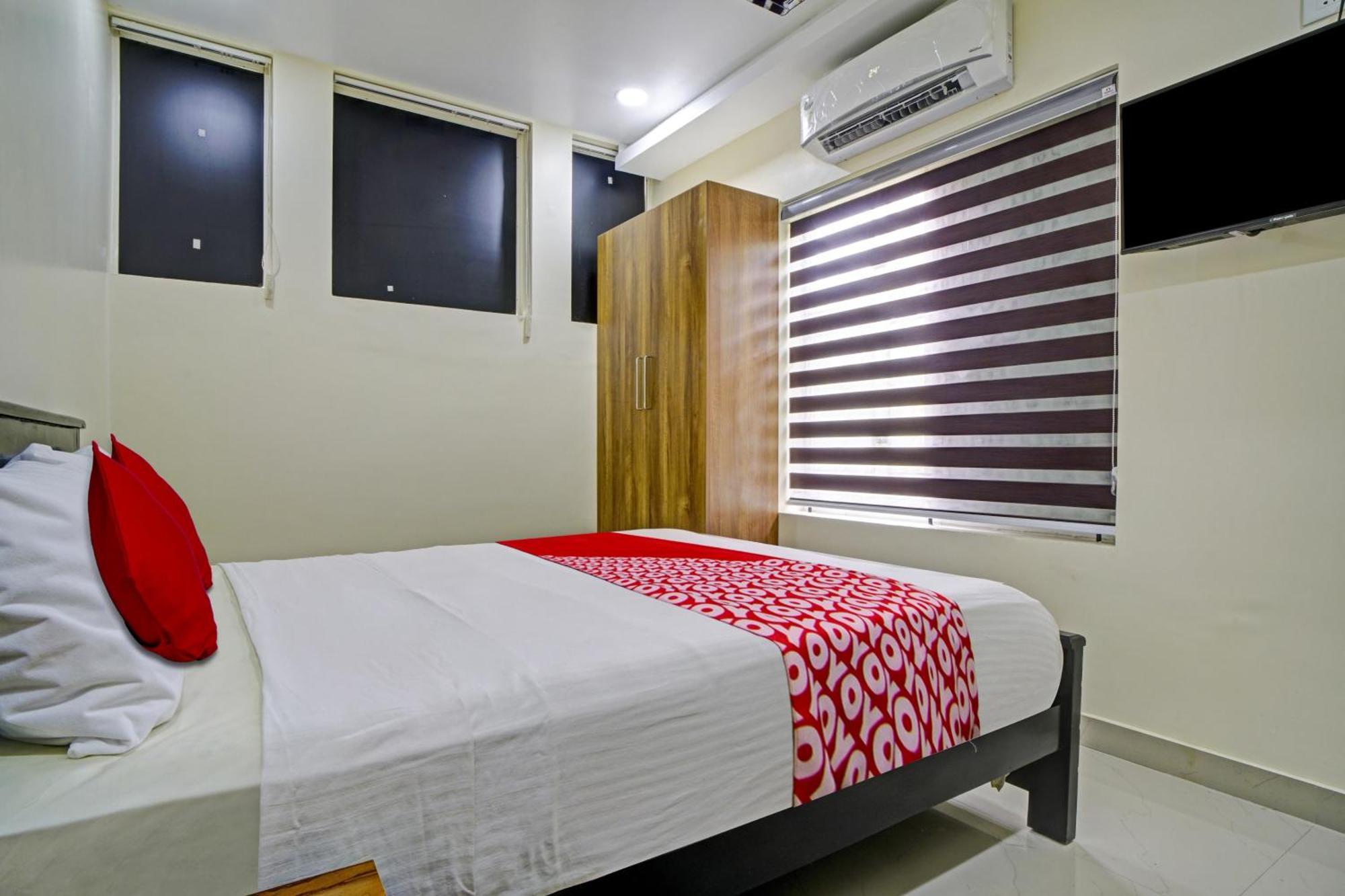 Super O Crystal Executive Hotel Kochi
