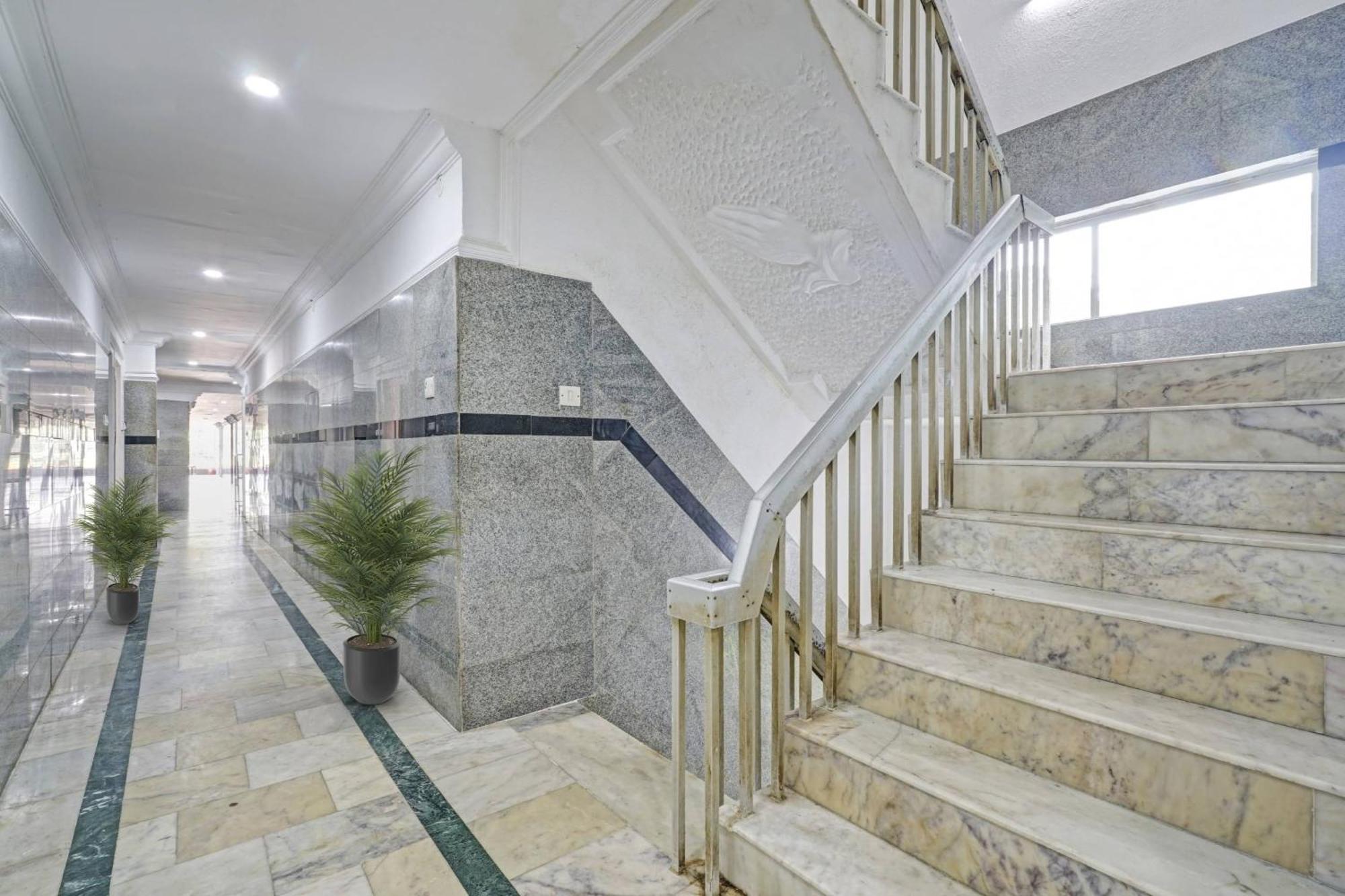 Capital O Rayan Plaza 3*