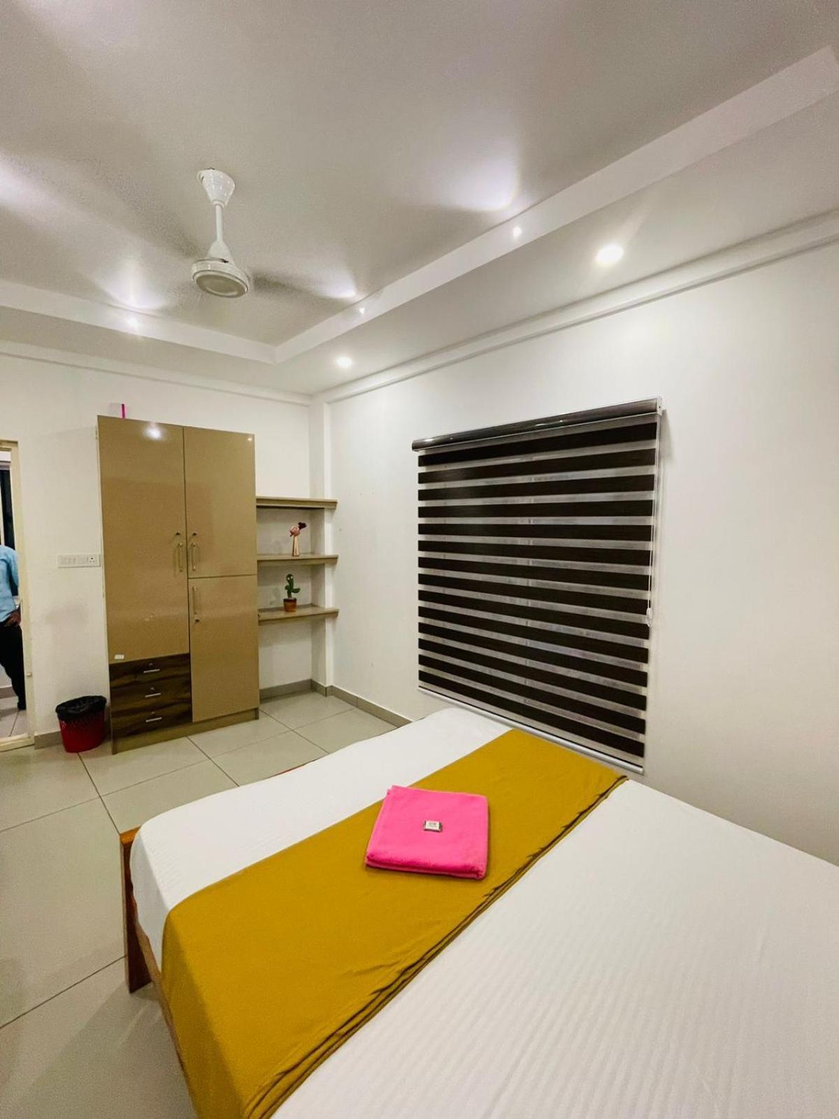 Hotel Sms