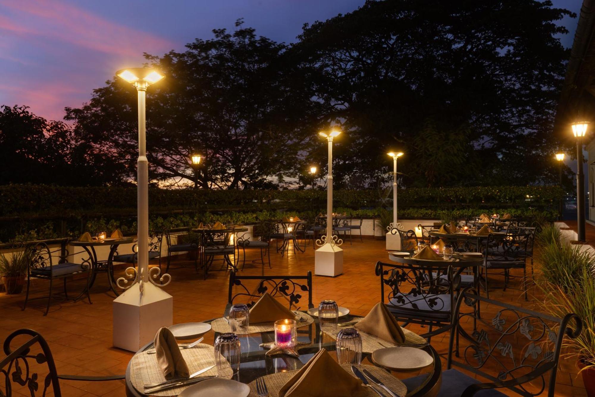 Hotel Brunton Boatyard - A Cgh Earth Experience