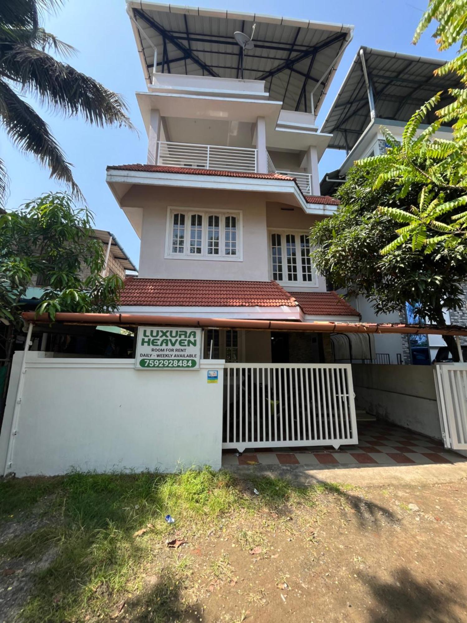 Luxura Heaven Homestay Kochi