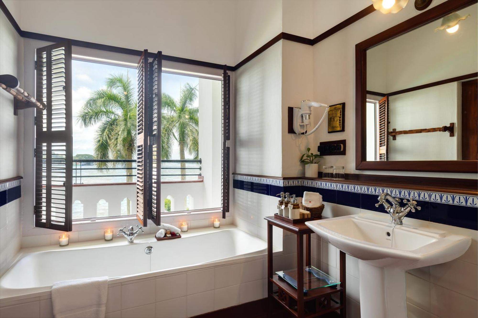 Brunton Boatyard - A Cgh Earth Experience Hotel