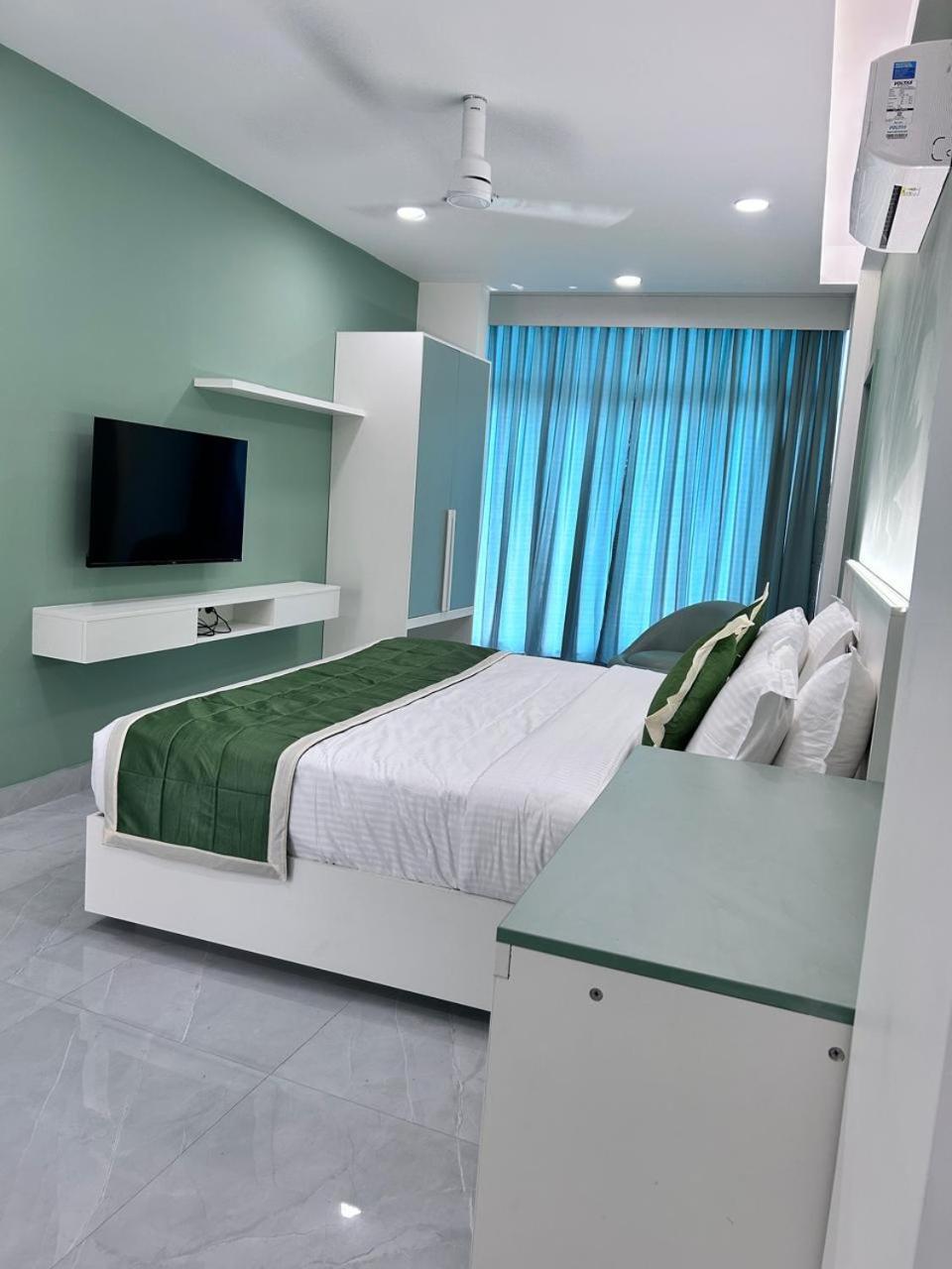 Grace Hotel 3*