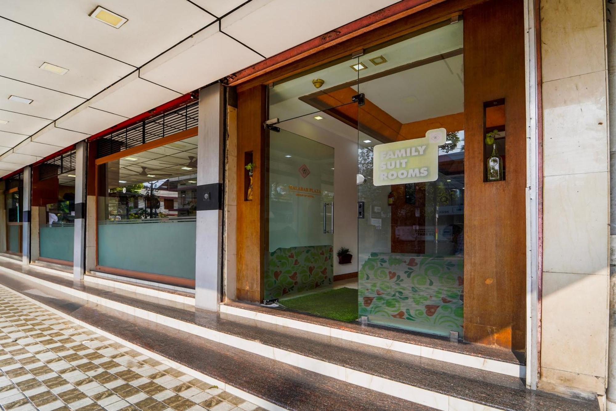 Hotel Super Townhouse Center Ernakulam Kochi