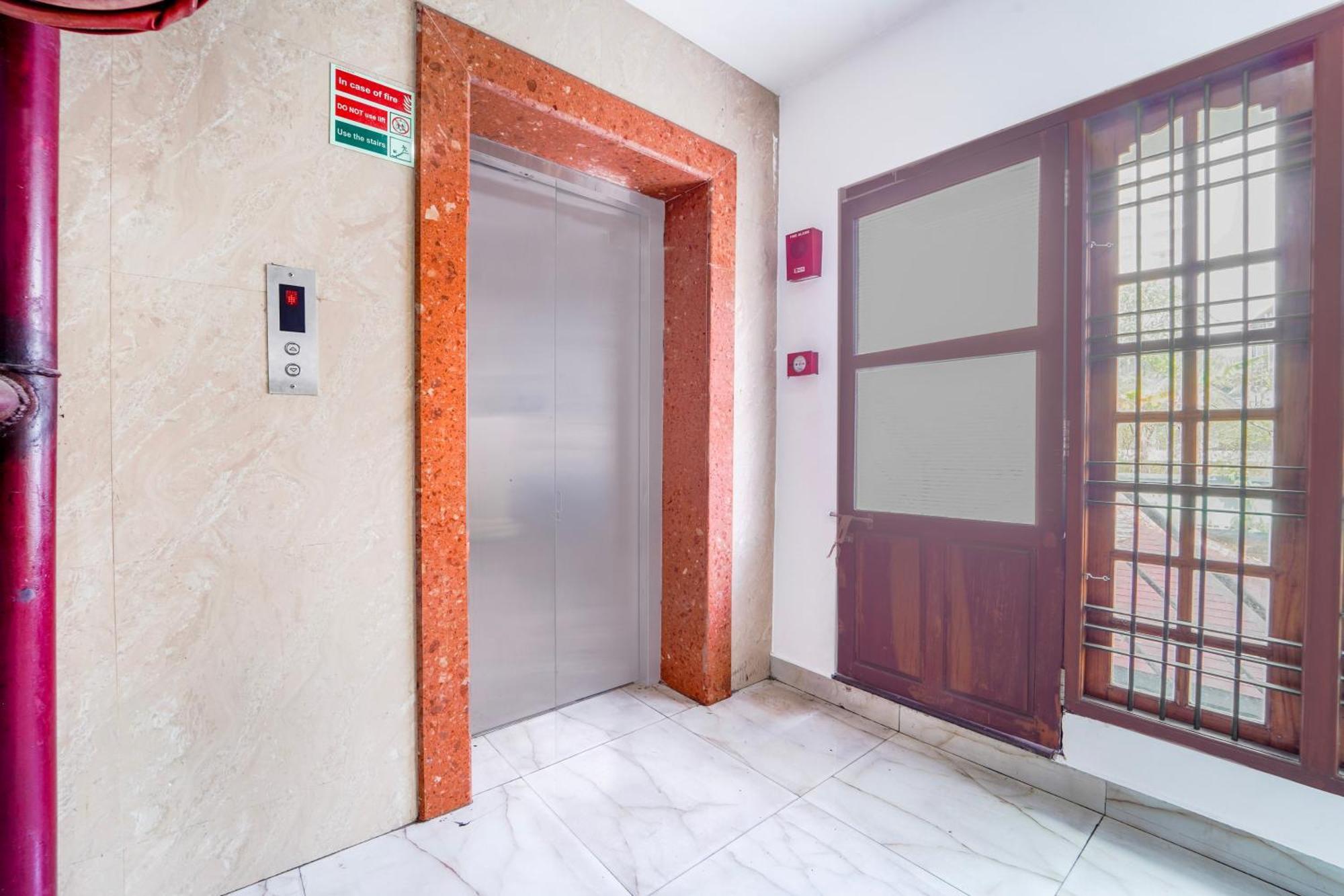 Hotel Super Townhouse Center Ernakulam