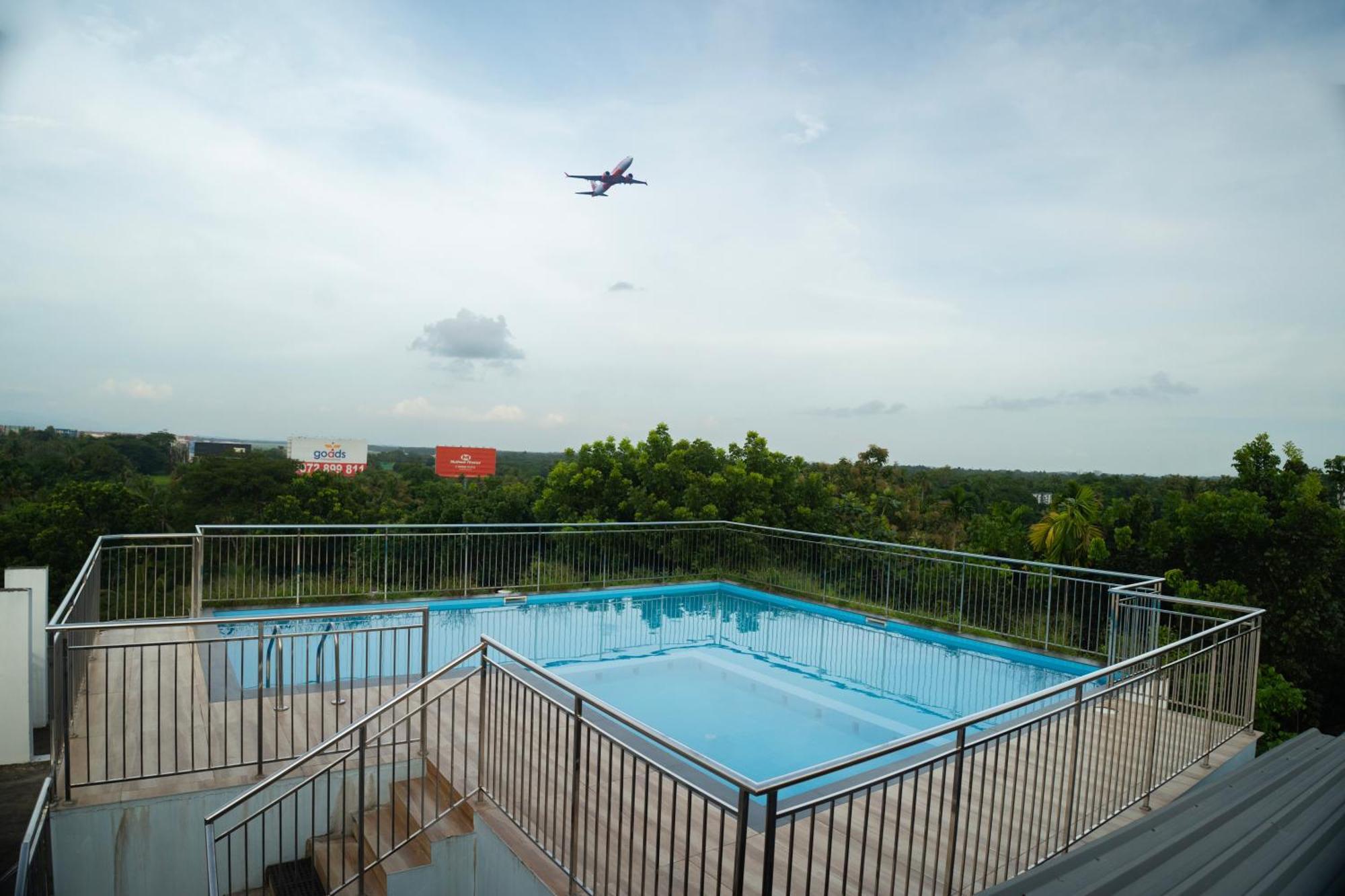Daffodils Luxury Airport * Kochi