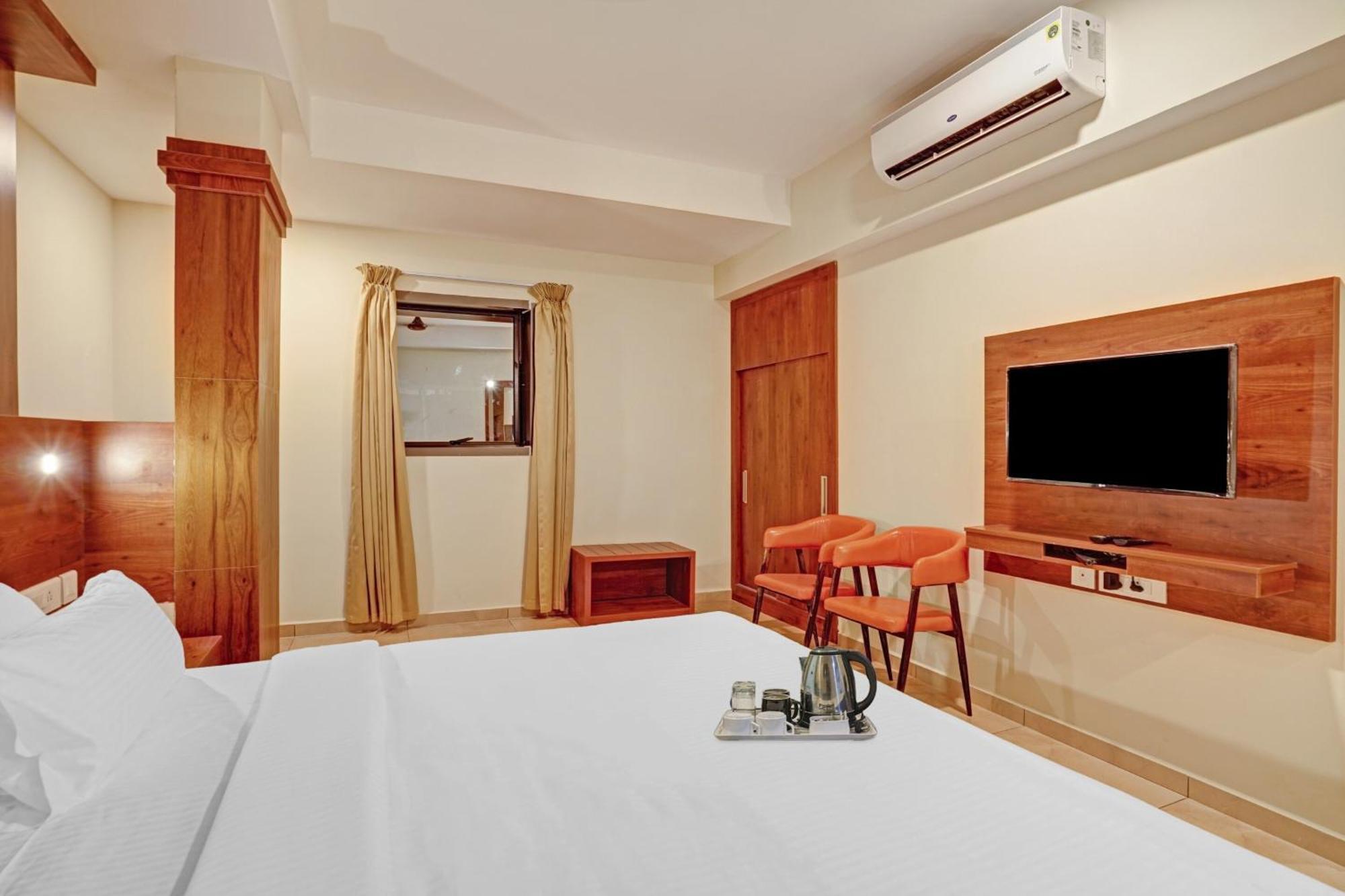 Hotel Super Townhouse Edasserys Sea Pearl 4*