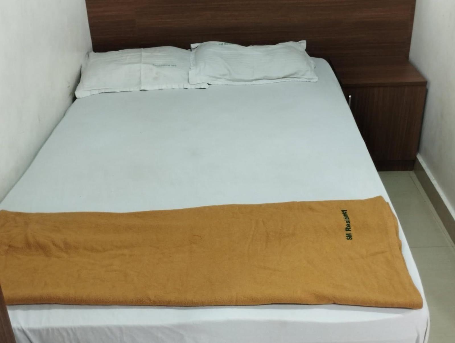 Hotel Sm Residency