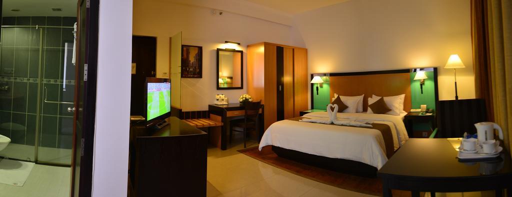 The Mercy Luxury Business 4* Kochi
