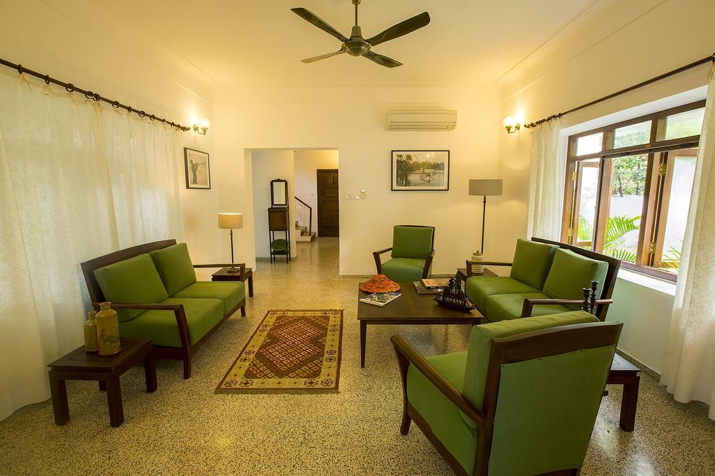 Gate - A Cgh Earth Saha Experience