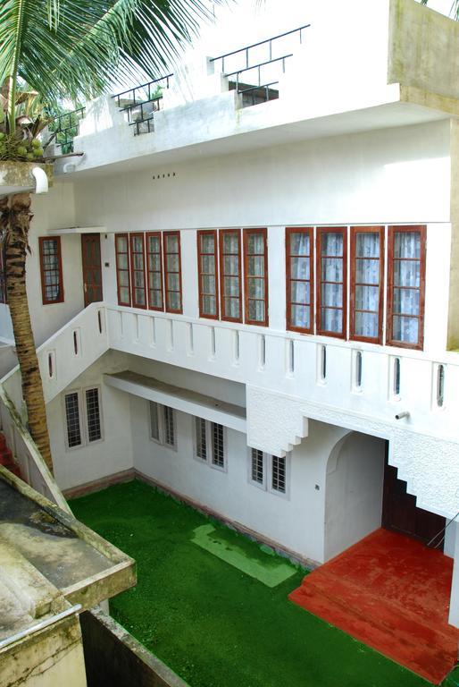 Jojies Homestay Fortkochi Kochi