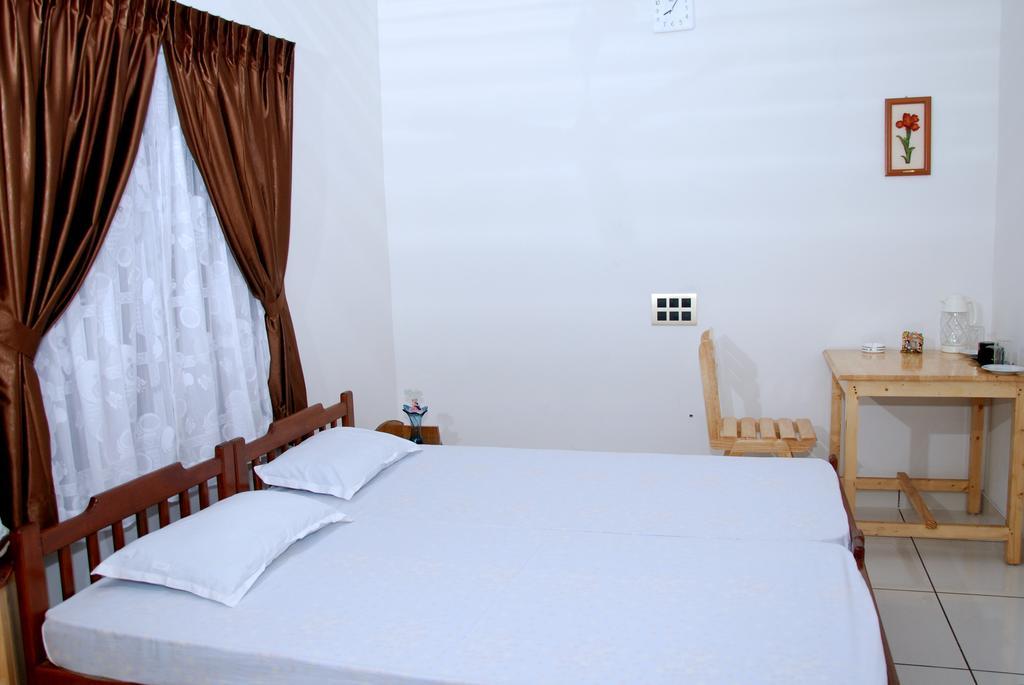 Jojies Homestay Fortkochi