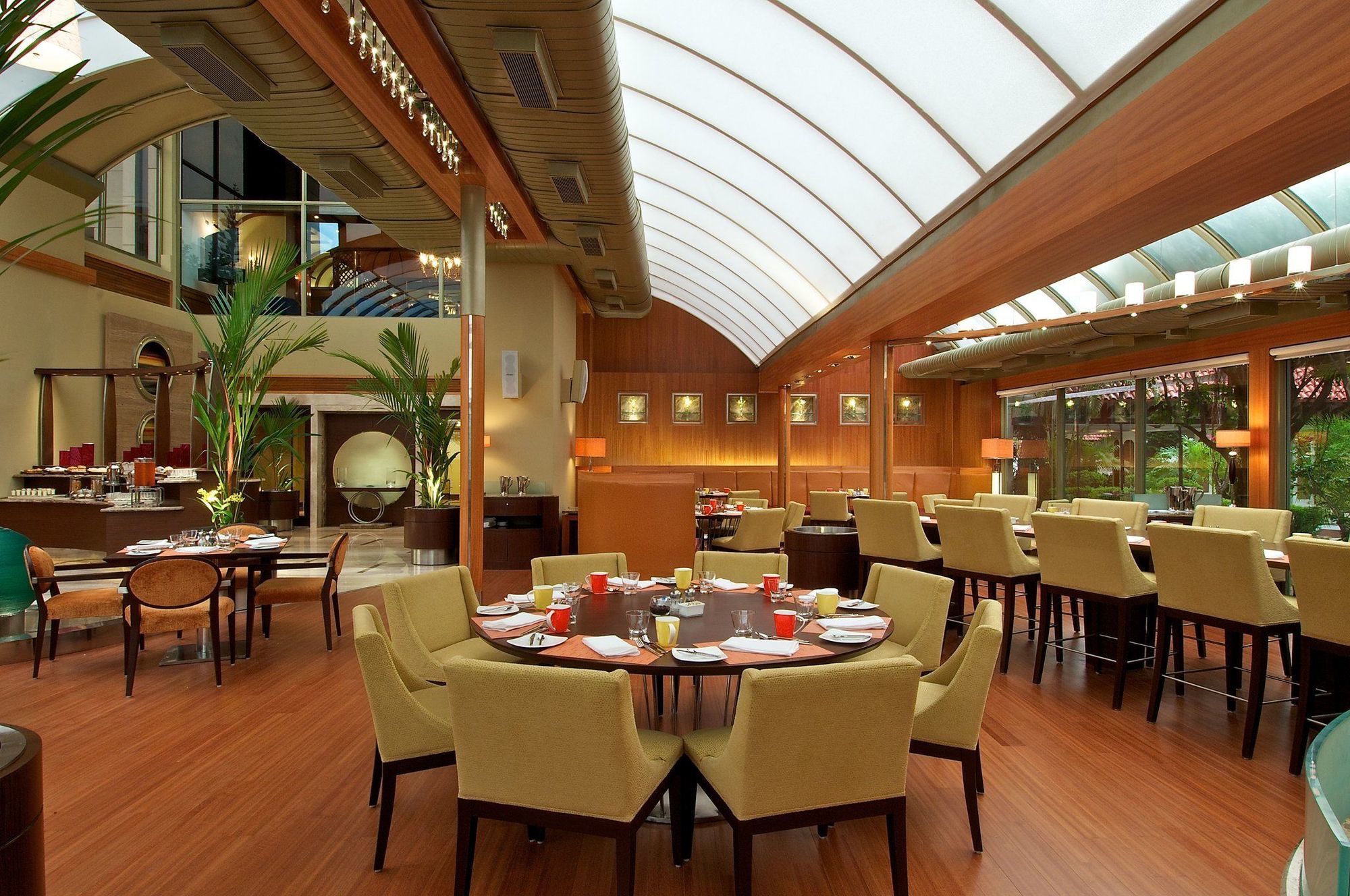 Vivanta Ernakulam, Marine Drive Kochi