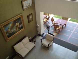 Eighth Bastion - A Cgh Earth Experience Hotel 4*