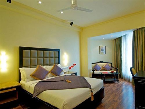 Vivanta Ernakulam, Marine Drive 5* Kochi