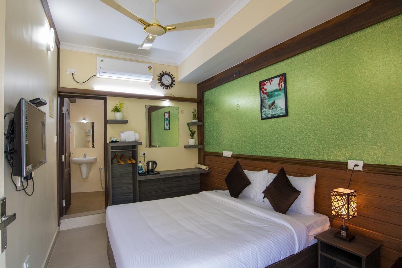 Gems 9 Airport Hotel 3*