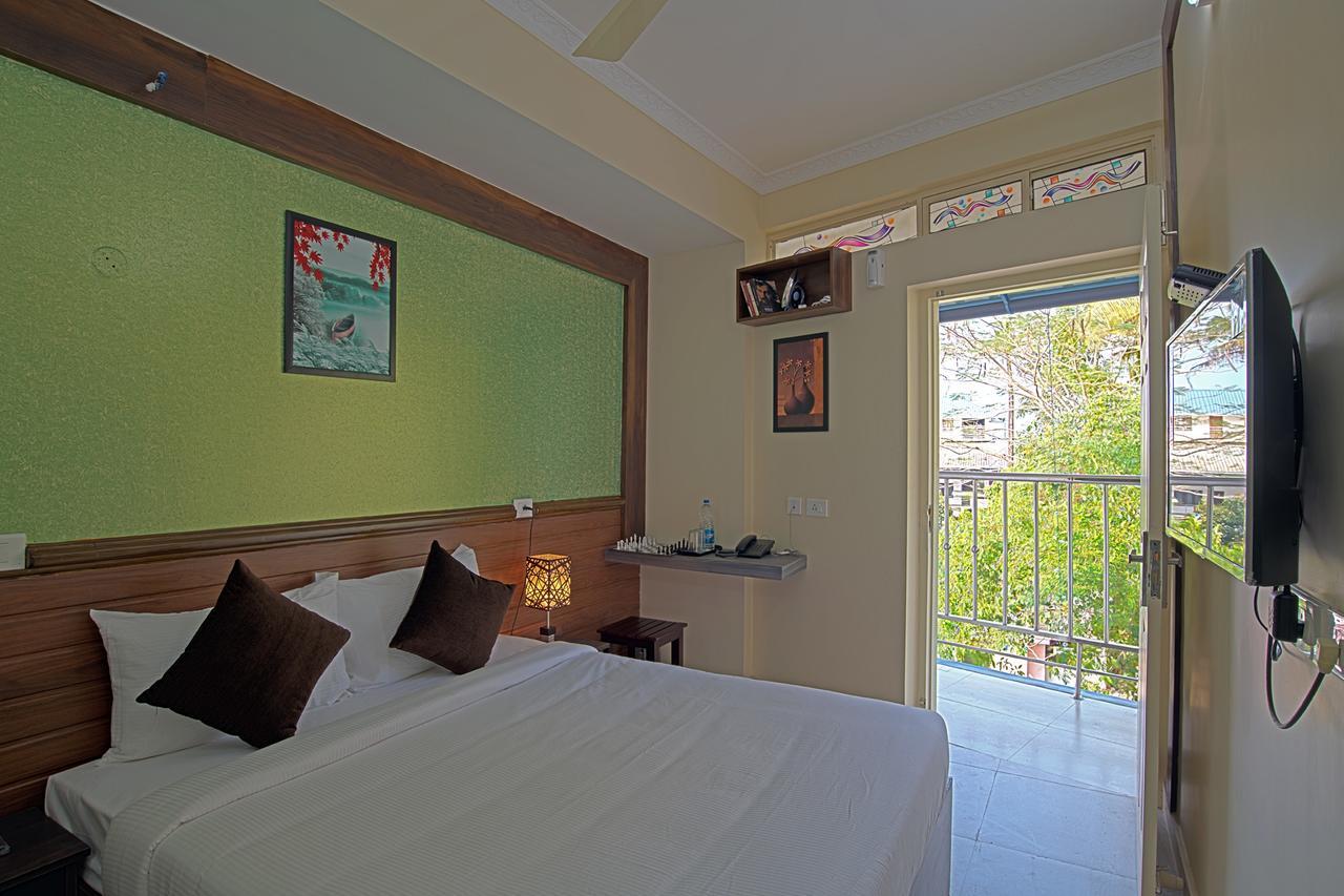 Gems 9 Airport Hotel 3*