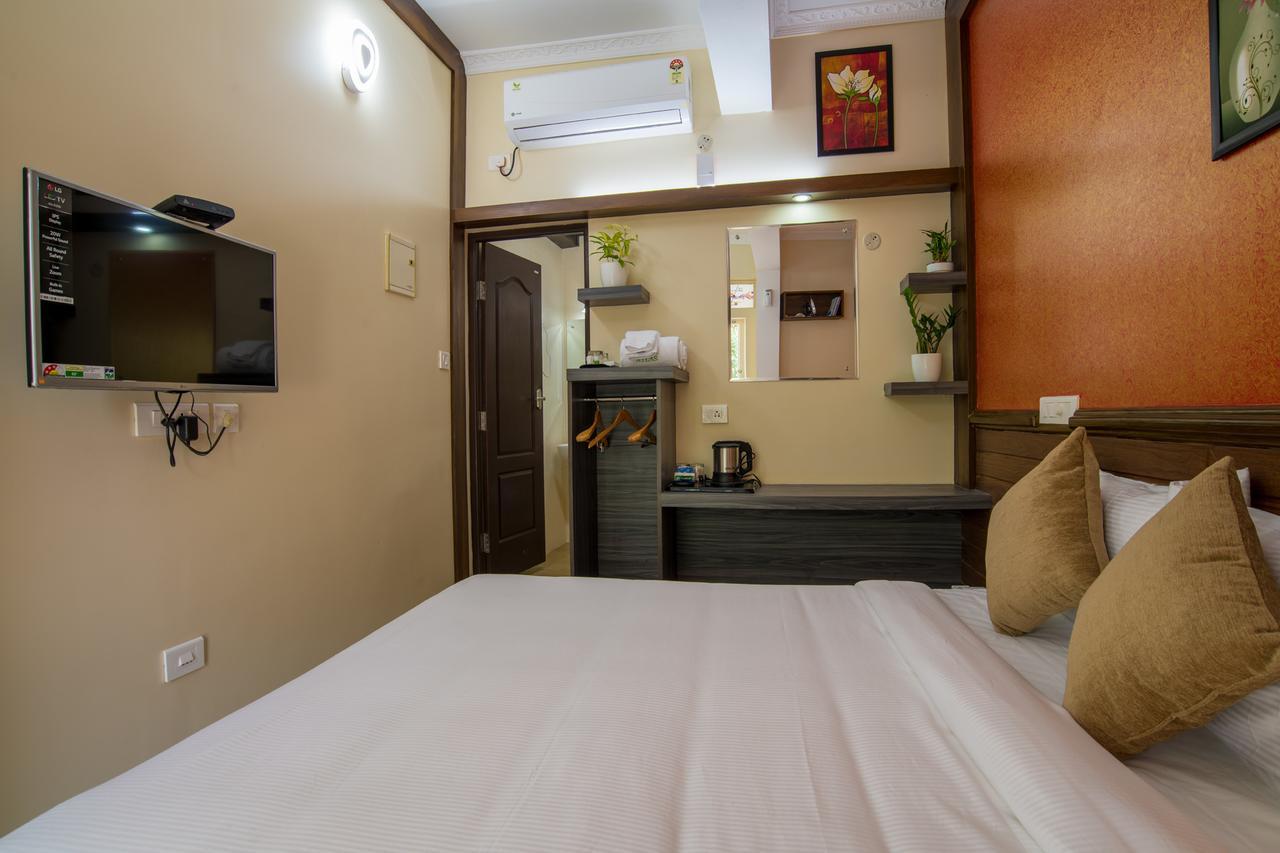 Hotel Gems 9 Airport Kochi