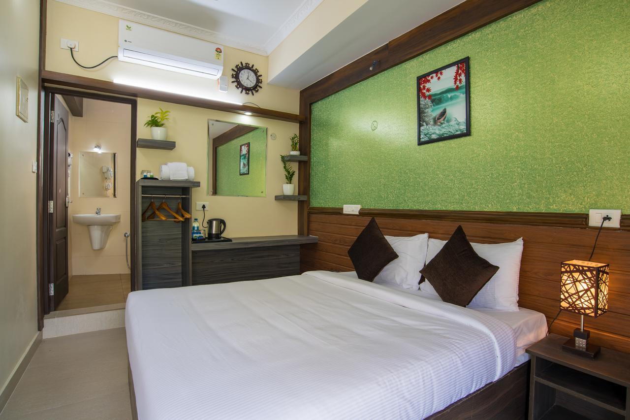 Gems 9 Airport Hotel 3*