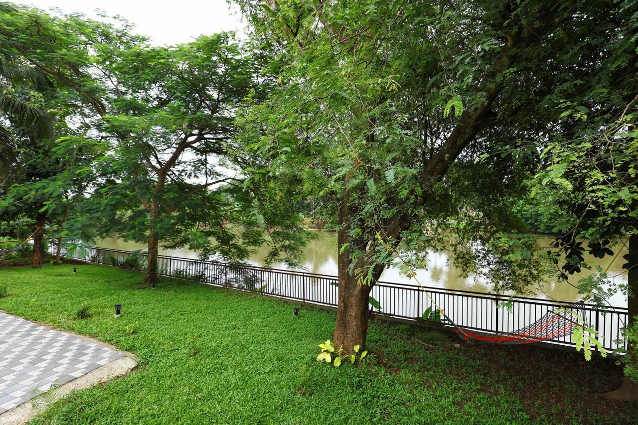 Bed & Breakfast Nadhiyoram River Retreat 4*