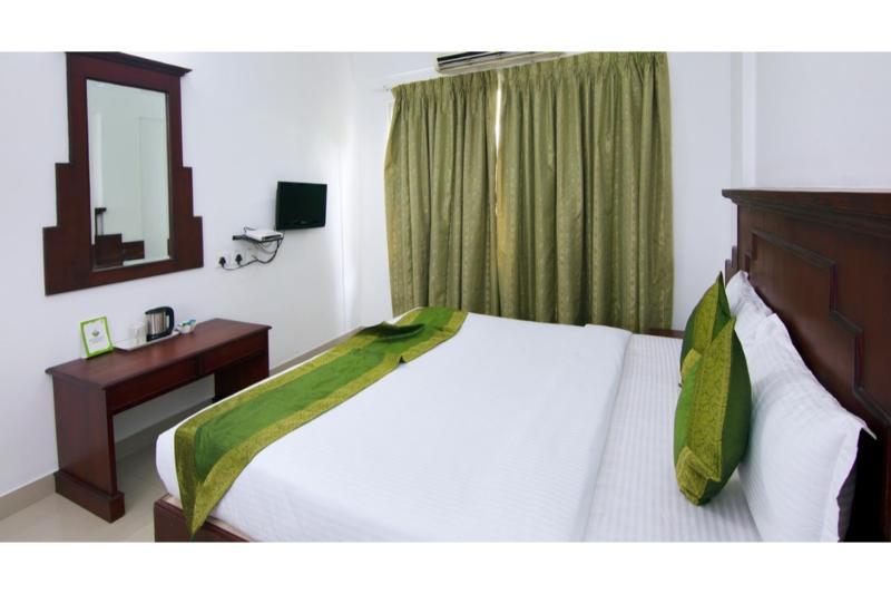 Hotel Centre Point 3*